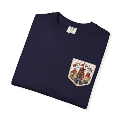 Outlaw Women graphic T-shirt | Western cowgirl desert design