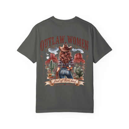 Outlaw Women graphic T-shirt | Western cowgirl desert design