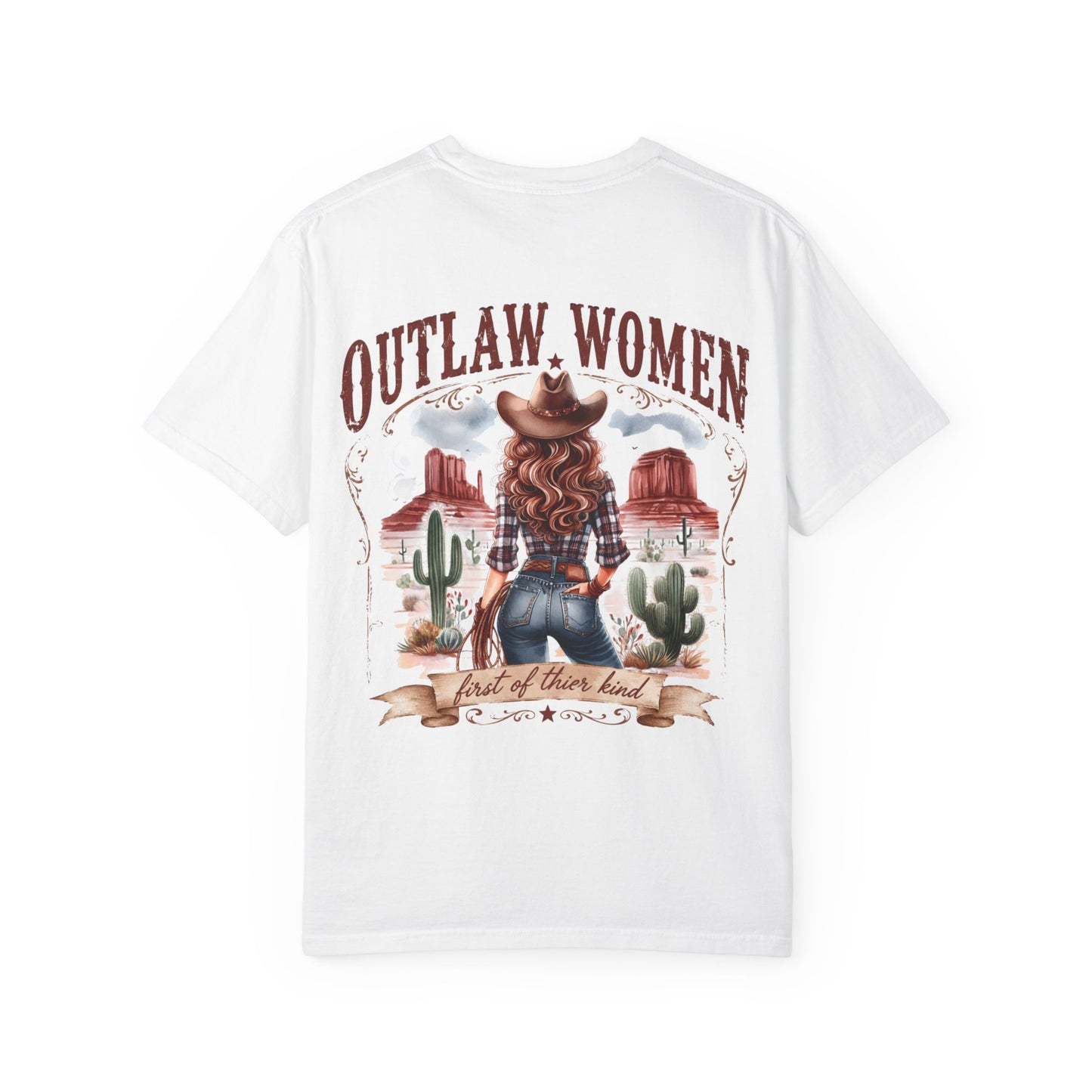 Outlaw Women graphic T-shirt | Western cowgirl desert design