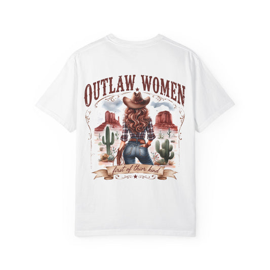 Outlaw Women graphic T-shirt | Western cowgirl desert design