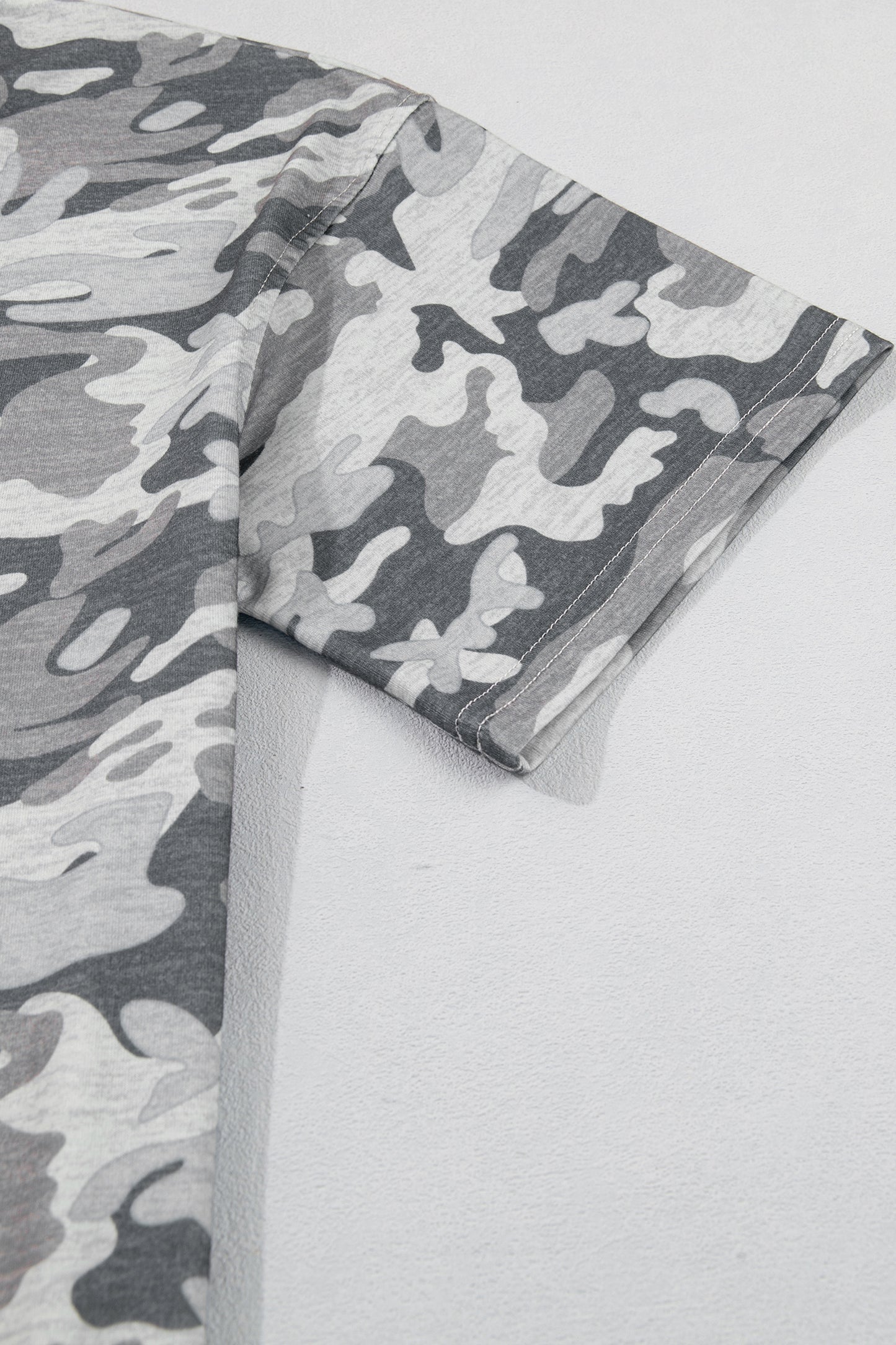 Green Retro Camouflage Print Raw Edge V Neck Tee