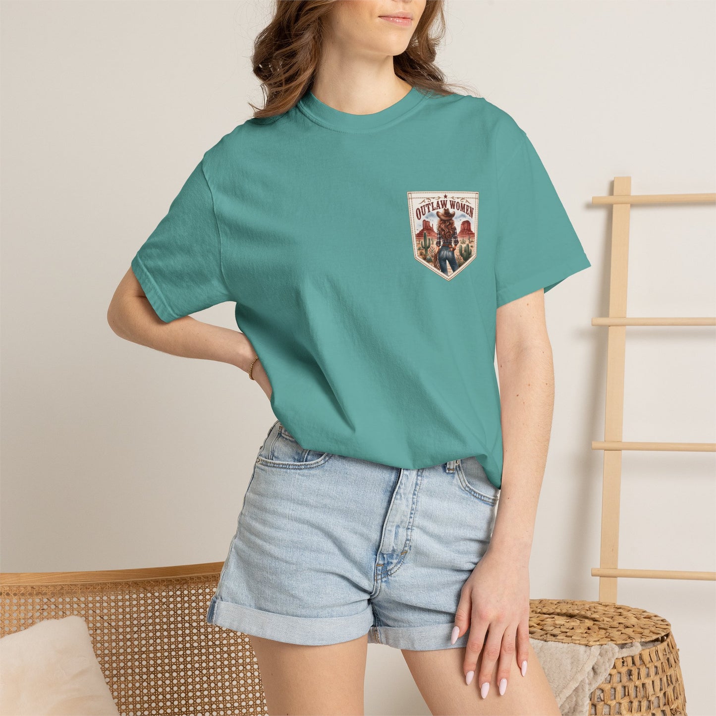 Outlaw Women graphic T-shirt | Western cowgirl desert design