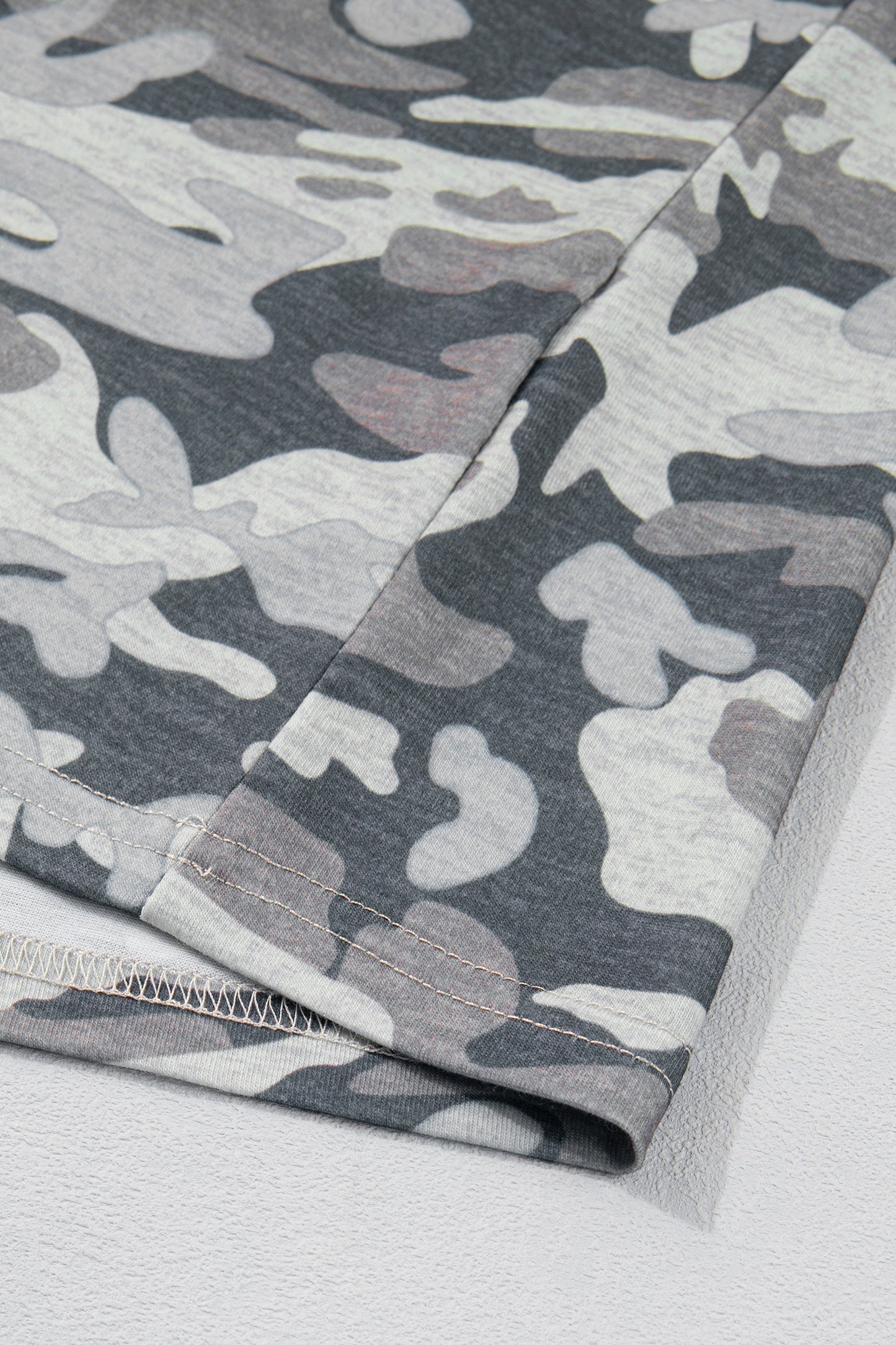 Green Retro Camouflage Print Raw Edge V Neck Tee