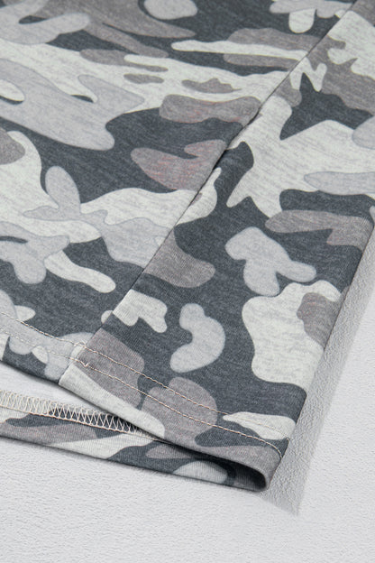 Green Retro Camouflage Print Raw Edge V Neck Tee
