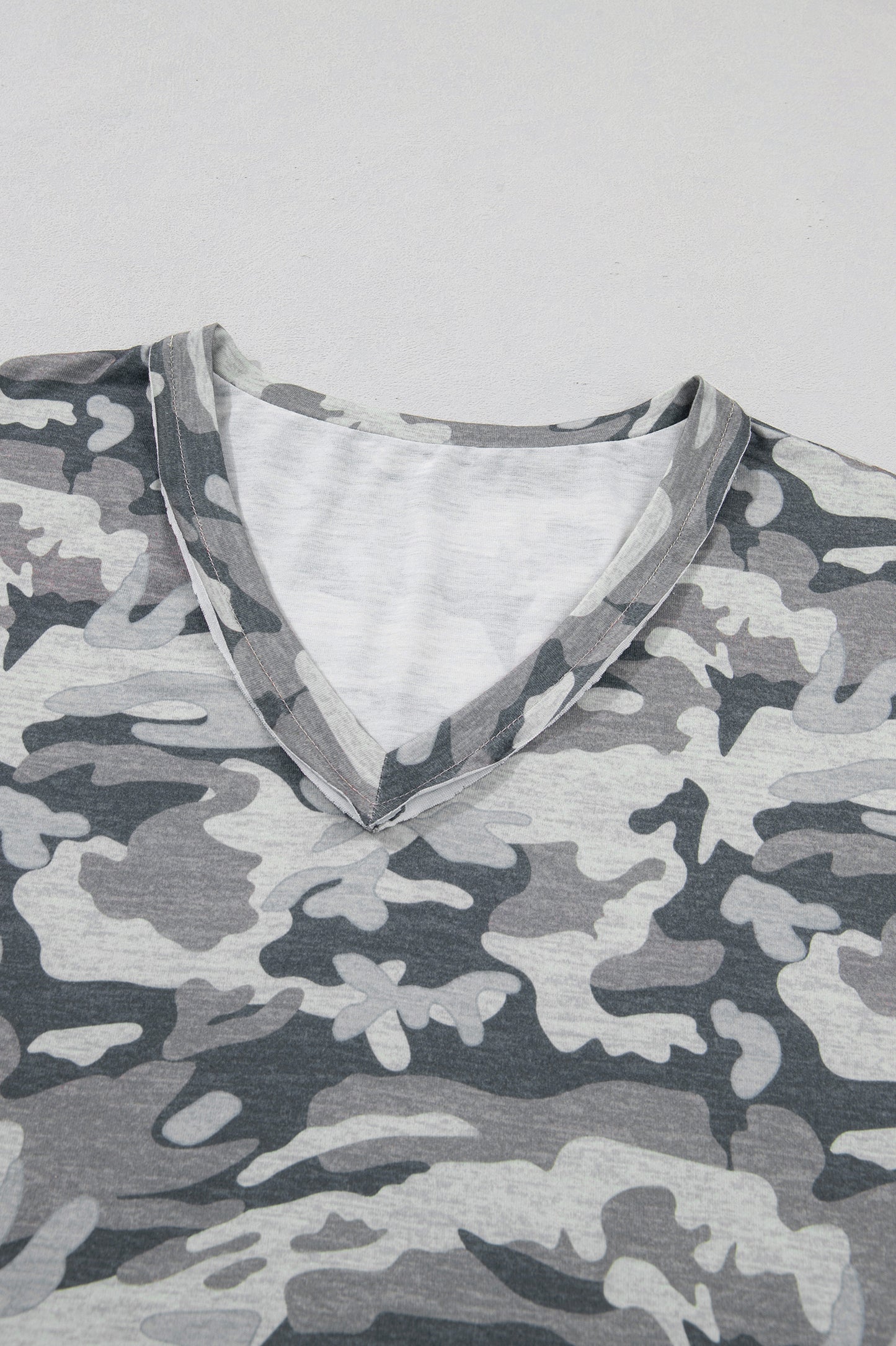 Green Retro Camouflage Print Raw Edge V Neck Tee